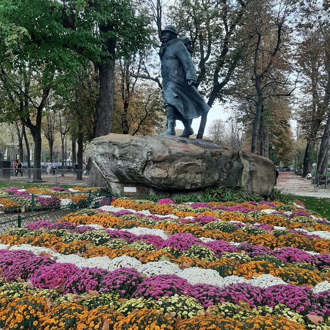 Statue of Georges Clemenceau 3